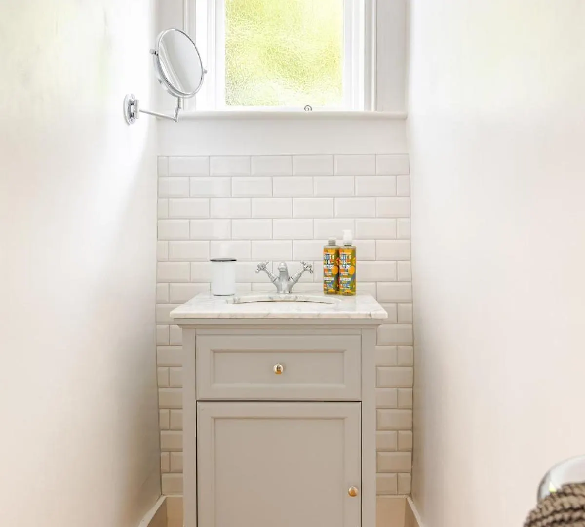 Perfect Brighton Getaway Near Beach, Town, Station 0*,