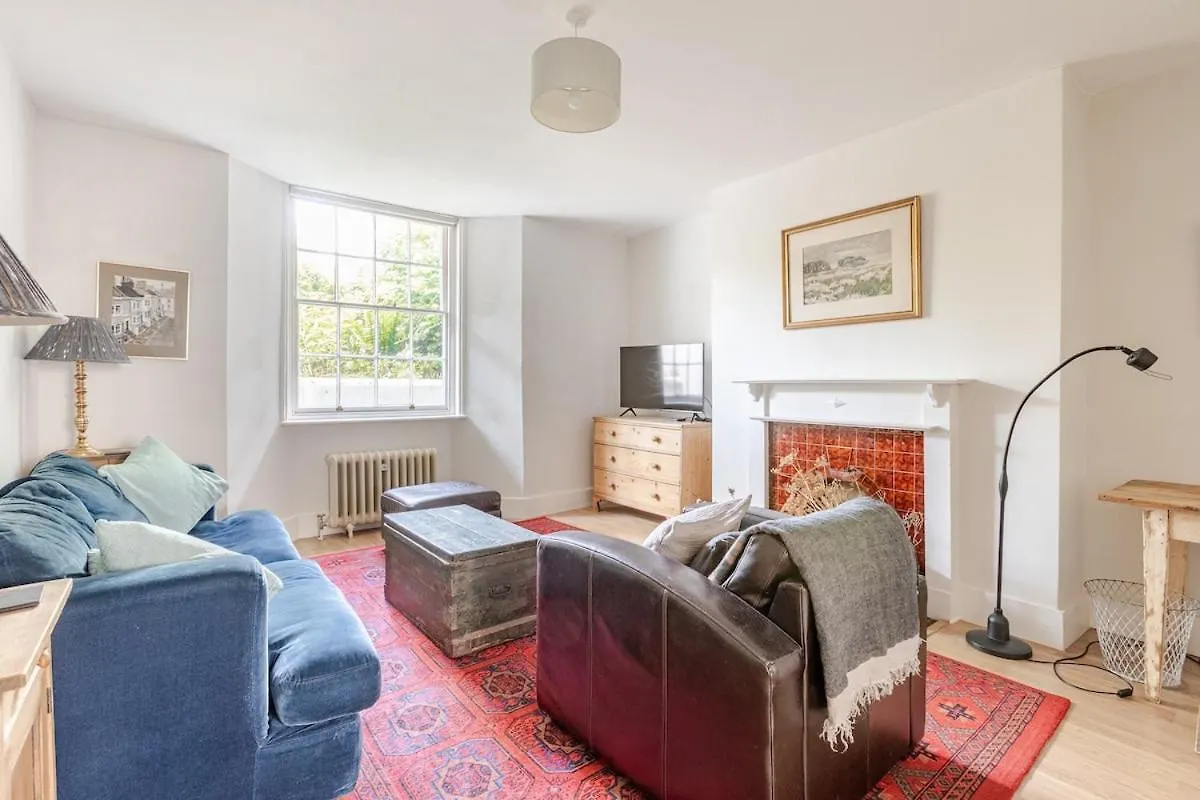 Apartament Perfect Brighton Getaway Near Beach, Town, Station