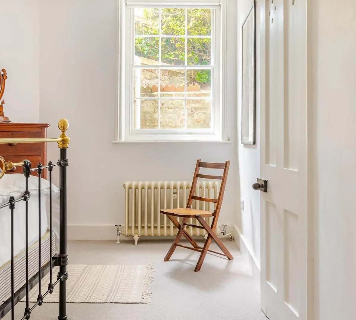 Perfect Brighton Getaway Near Beach, Town, Station Apartament